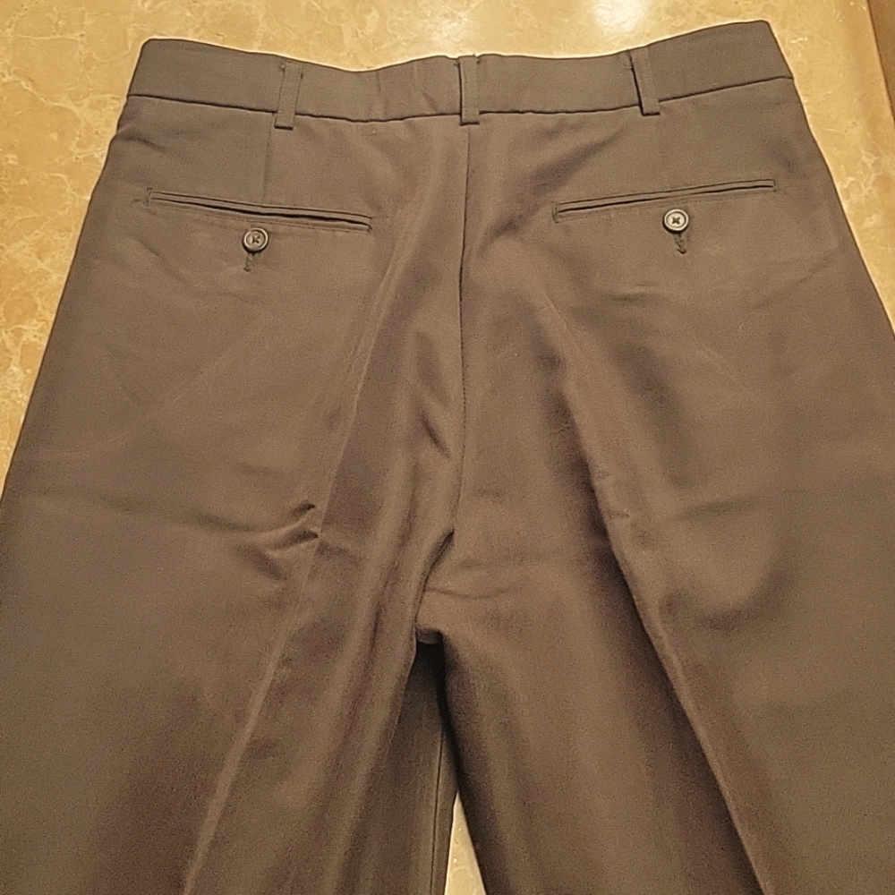 Beautiful & Soft Perry Ellis Dark Olive Front Pleated Men's Slacks, 32/31 - Picture 4 of 12